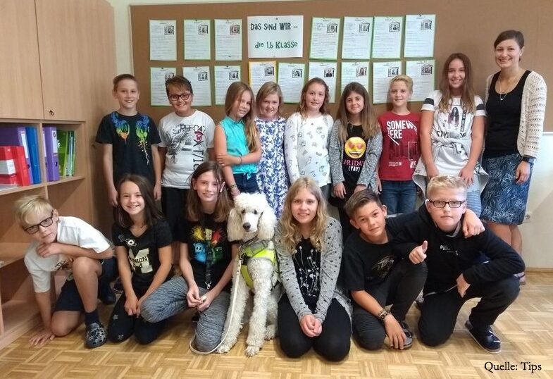 Foto – Selina und ihr Therapiehund Lexi